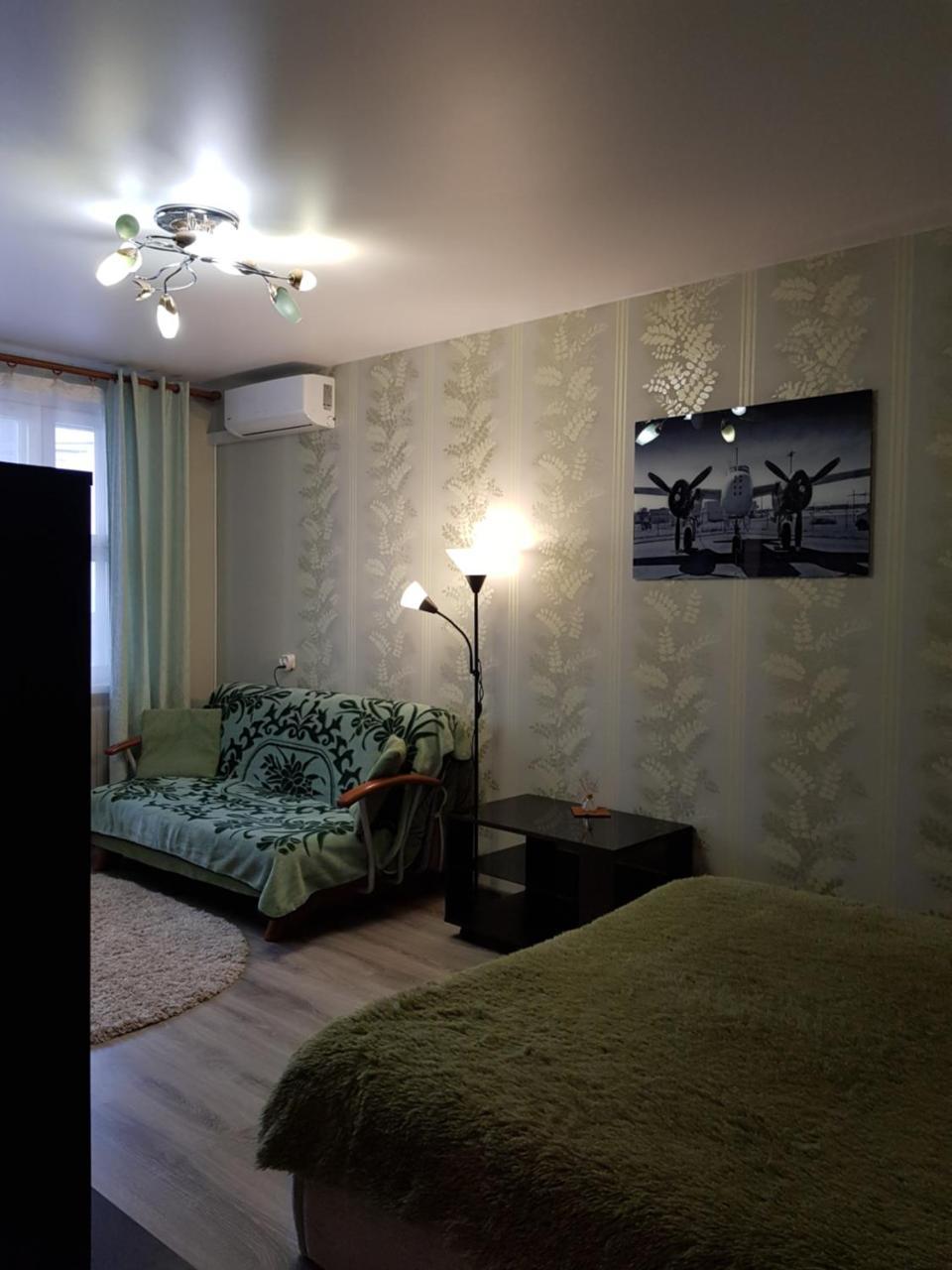 Apartment On Metro Mihalova Minsk Eksteriør bilde
