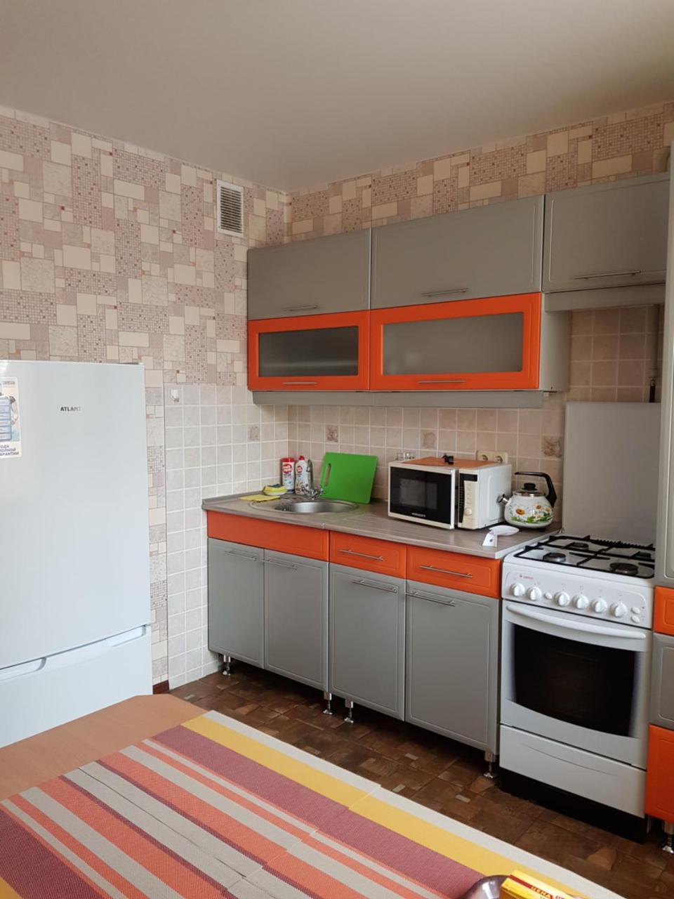 Apartment On Metro Mihalova Minsk Eksteriør bilde