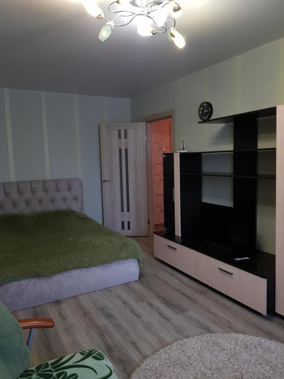 Apartment On Metro Mihalova Minsk Eksteriør bilde